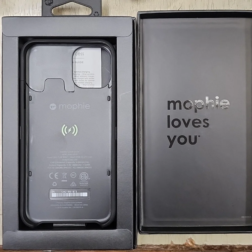 Mophie juice pack access everyday protection with that extra back up battery